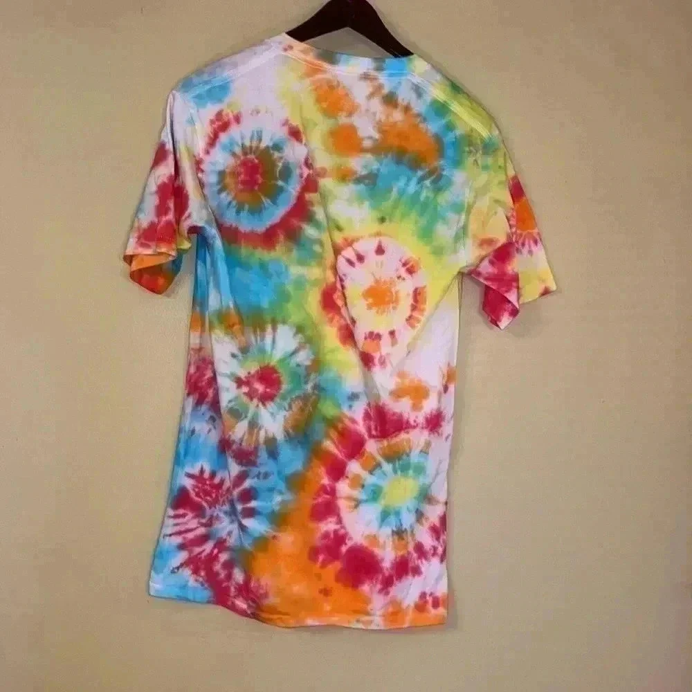 Handmade Tie Dye V Neck T-Shirt Size M